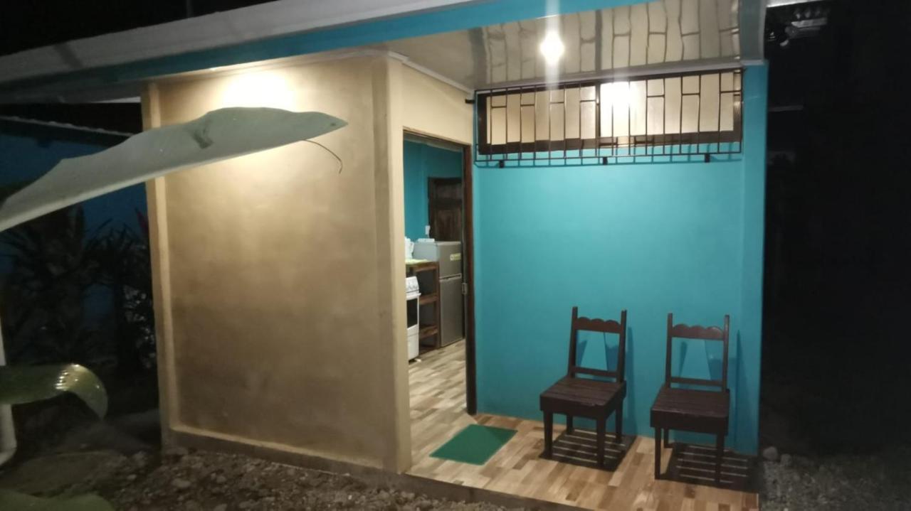 Manta Ray'S Cahuita Apart. Apartment Exterior photo